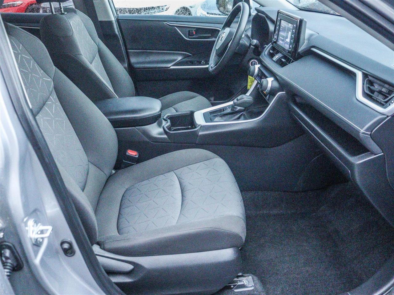 2022 Toyota RAV4 LE FWD BACKUP CAM BLUETOOTH Photo