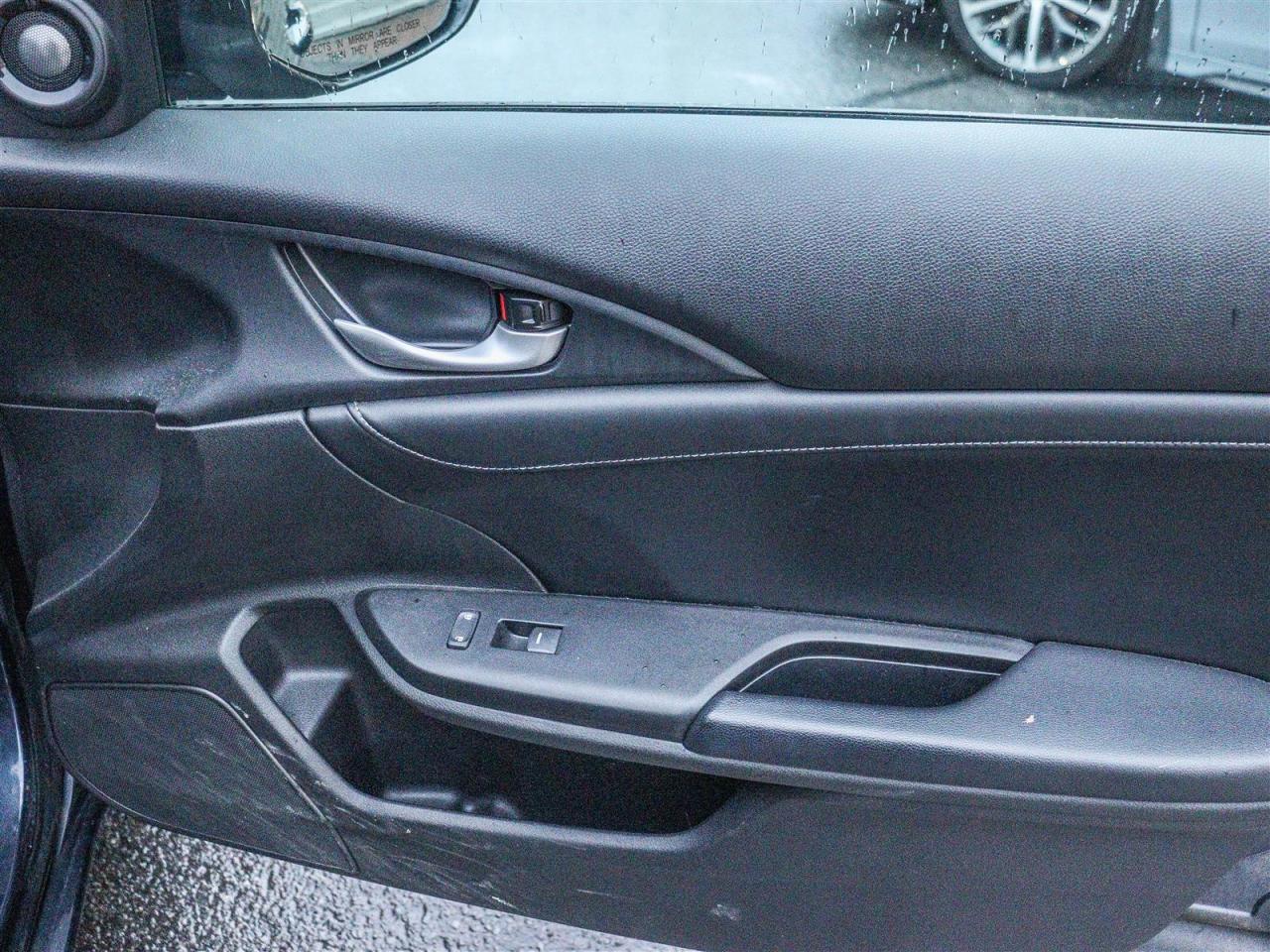 2019 Honda Insight Touring LEATHER NAVI SUNROOF Photo