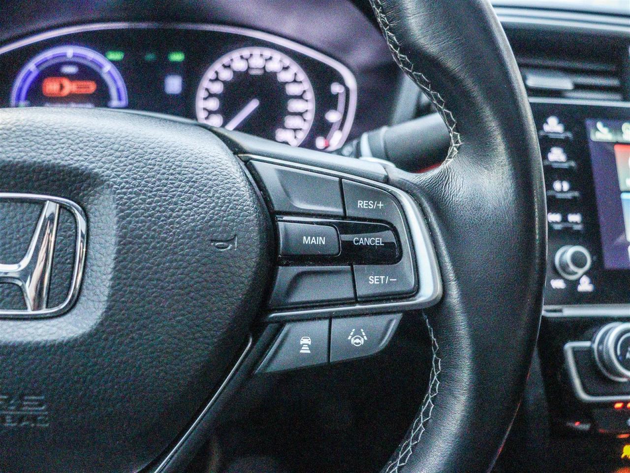 2019 Honda Insight Touring LEATHER NAVI SUNROOF Photo