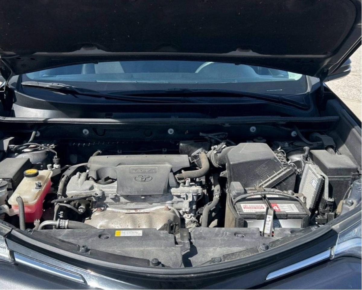 2017 Toyota RAV4 AWD /CERTIFIED Photo