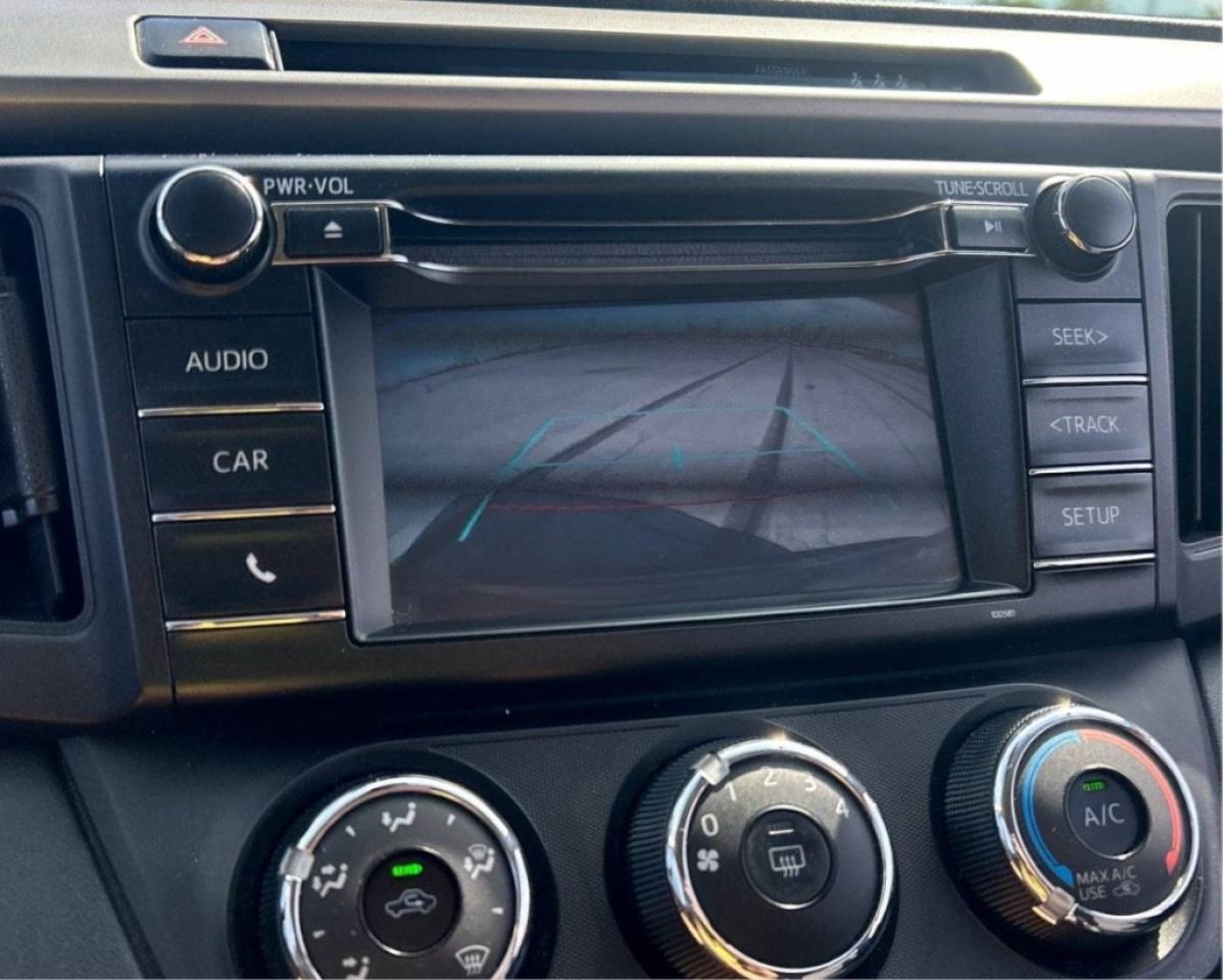 2017 Toyota RAV4 AWD /CERTIFIED Photo