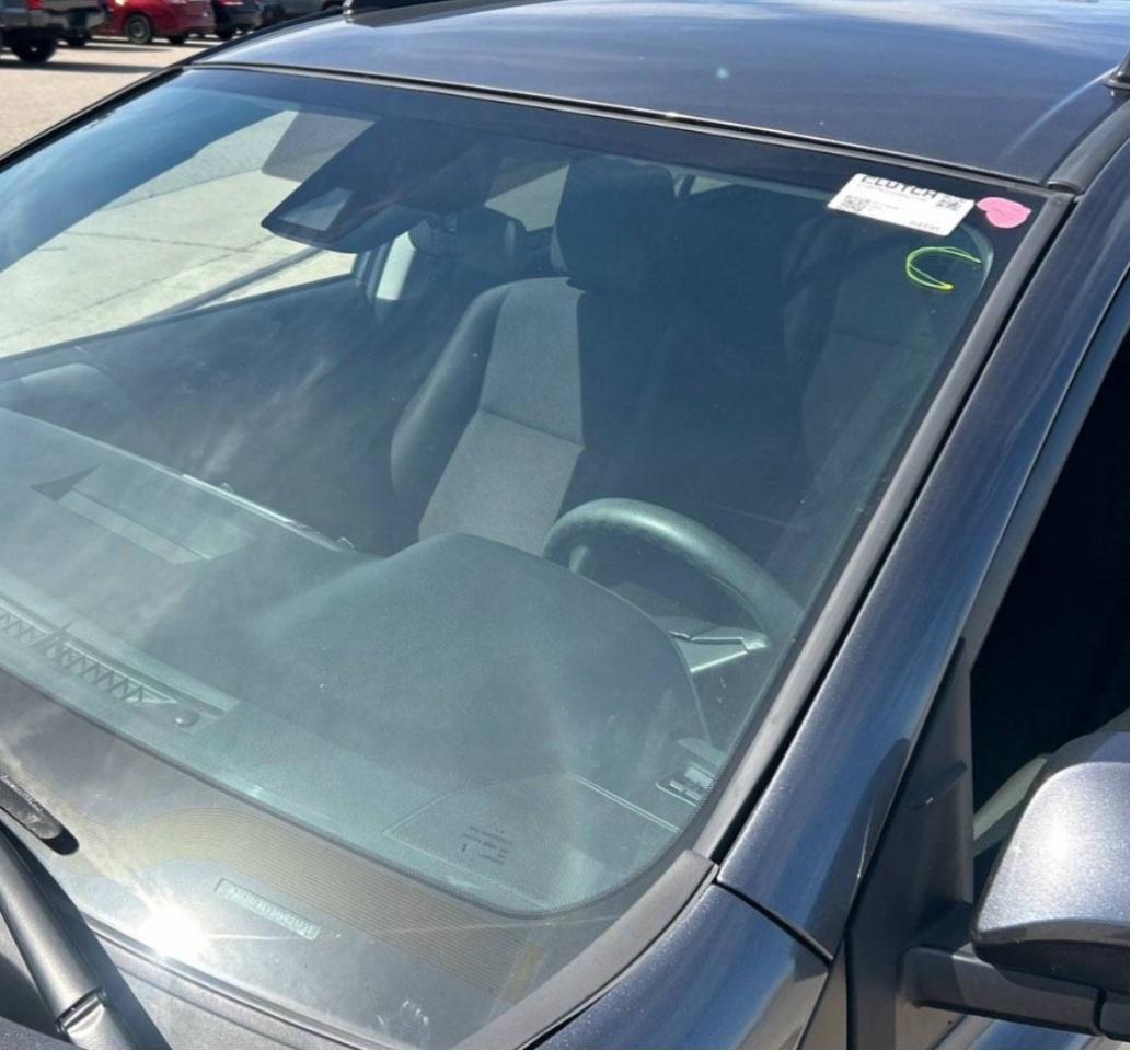 2017 Toyota RAV4 AWD /CERTIFIED Photo