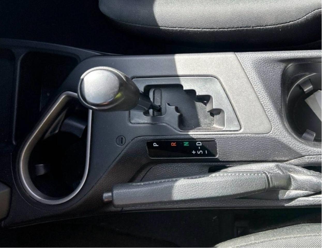 2017 Toyota RAV4 AWD /CERTIFIED Photo