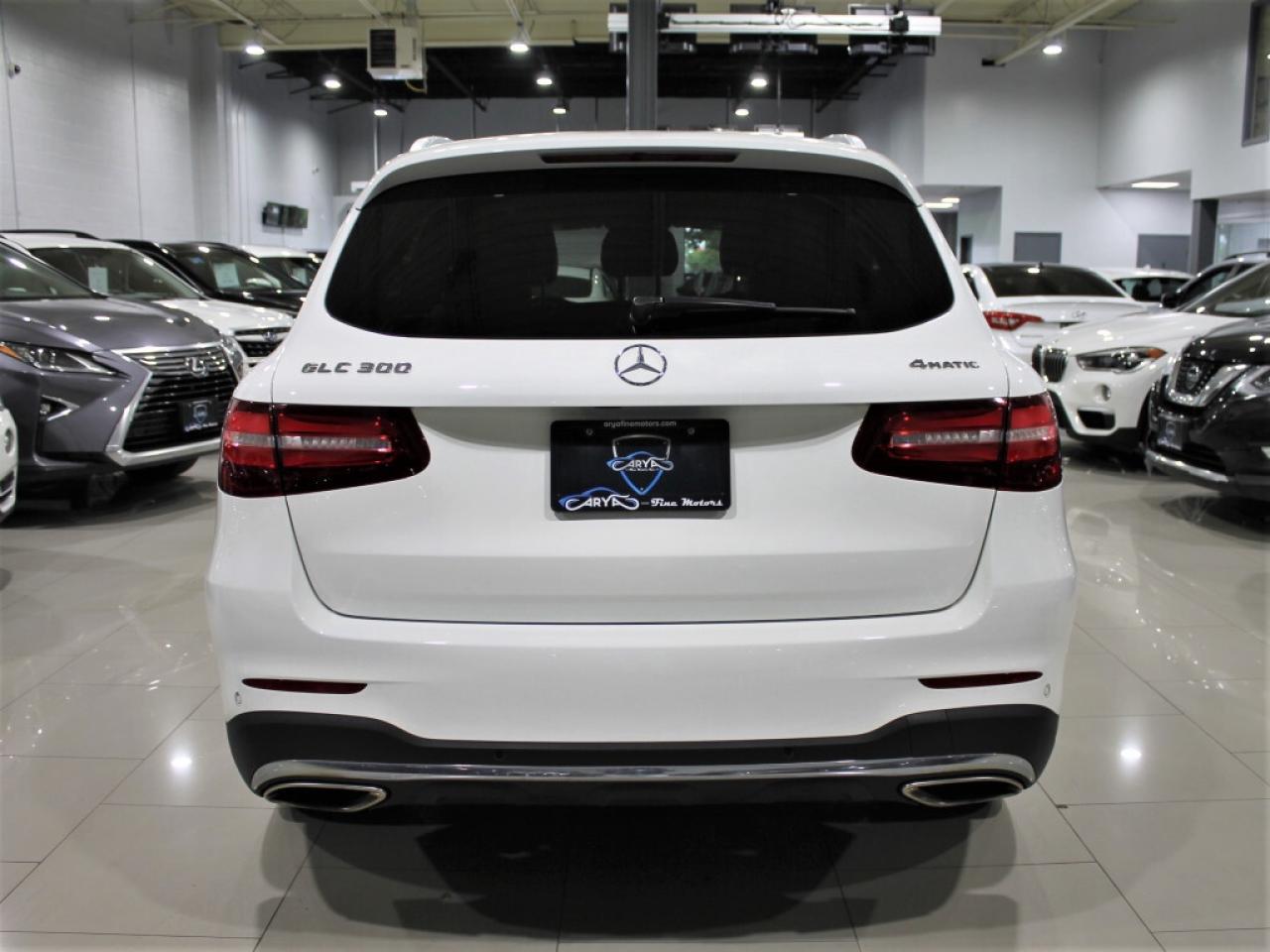 2019 Mercedes-Benz GLC300 NO Accident Panoramic Roof Navigation 360 Camera Photo