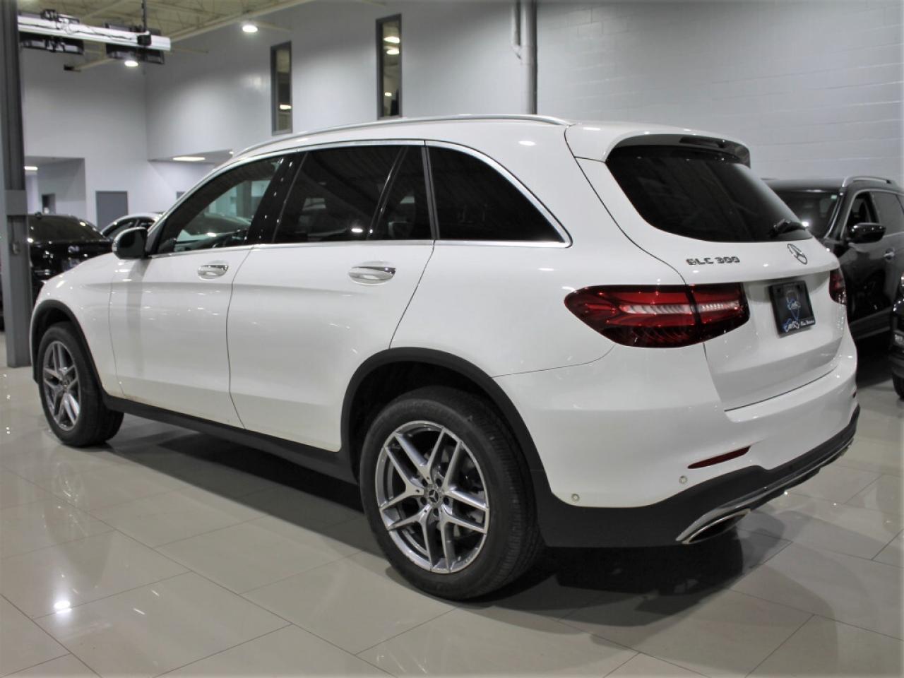 2019 Mercedes-Benz GLC300 NO Accident Panoramic Roof Navigation 360 Camera Photo