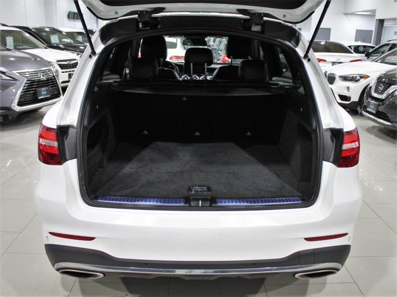 2019 Mercedes-Benz GLC300 NO Accident Panoramic Roof Navigation 360 Camera Photo