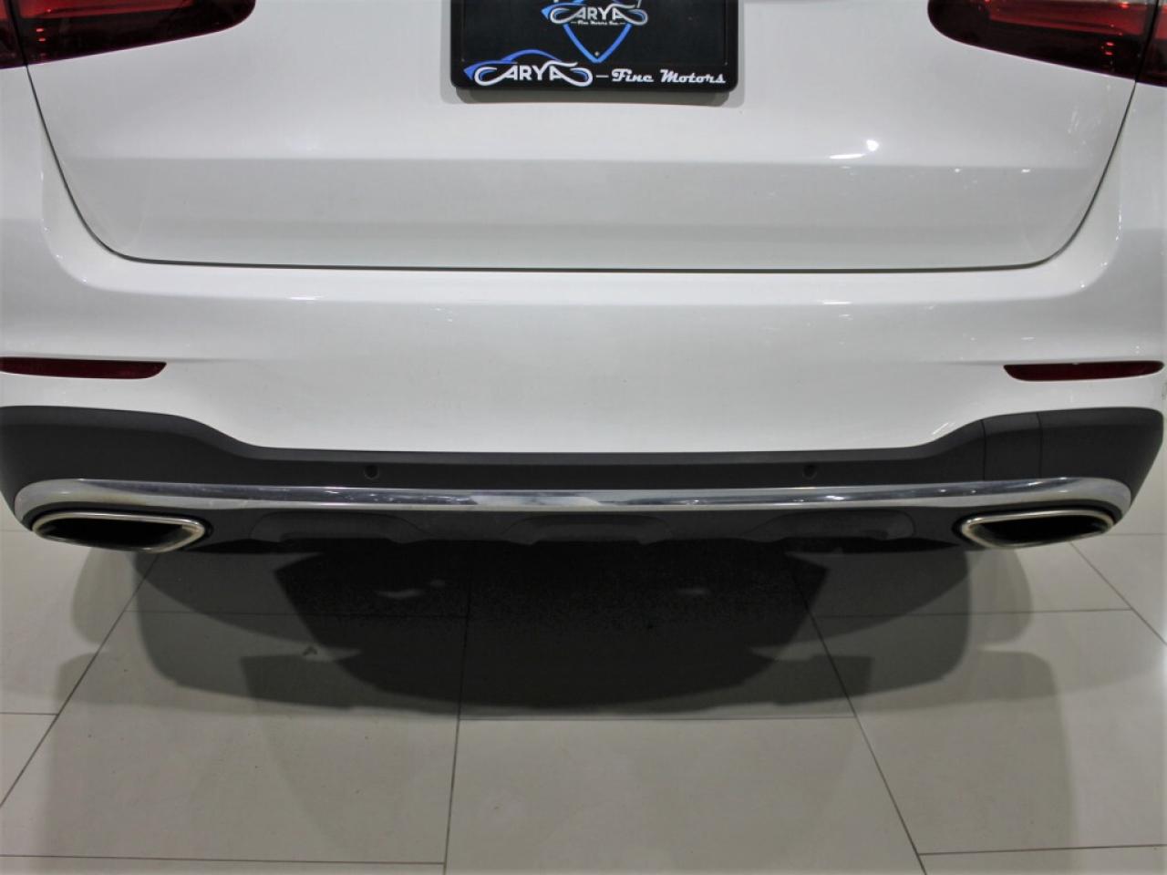 2019 Mercedes-Benz GLC300 NO Accident Panoramic Roof Navigation 360 Camera Photo