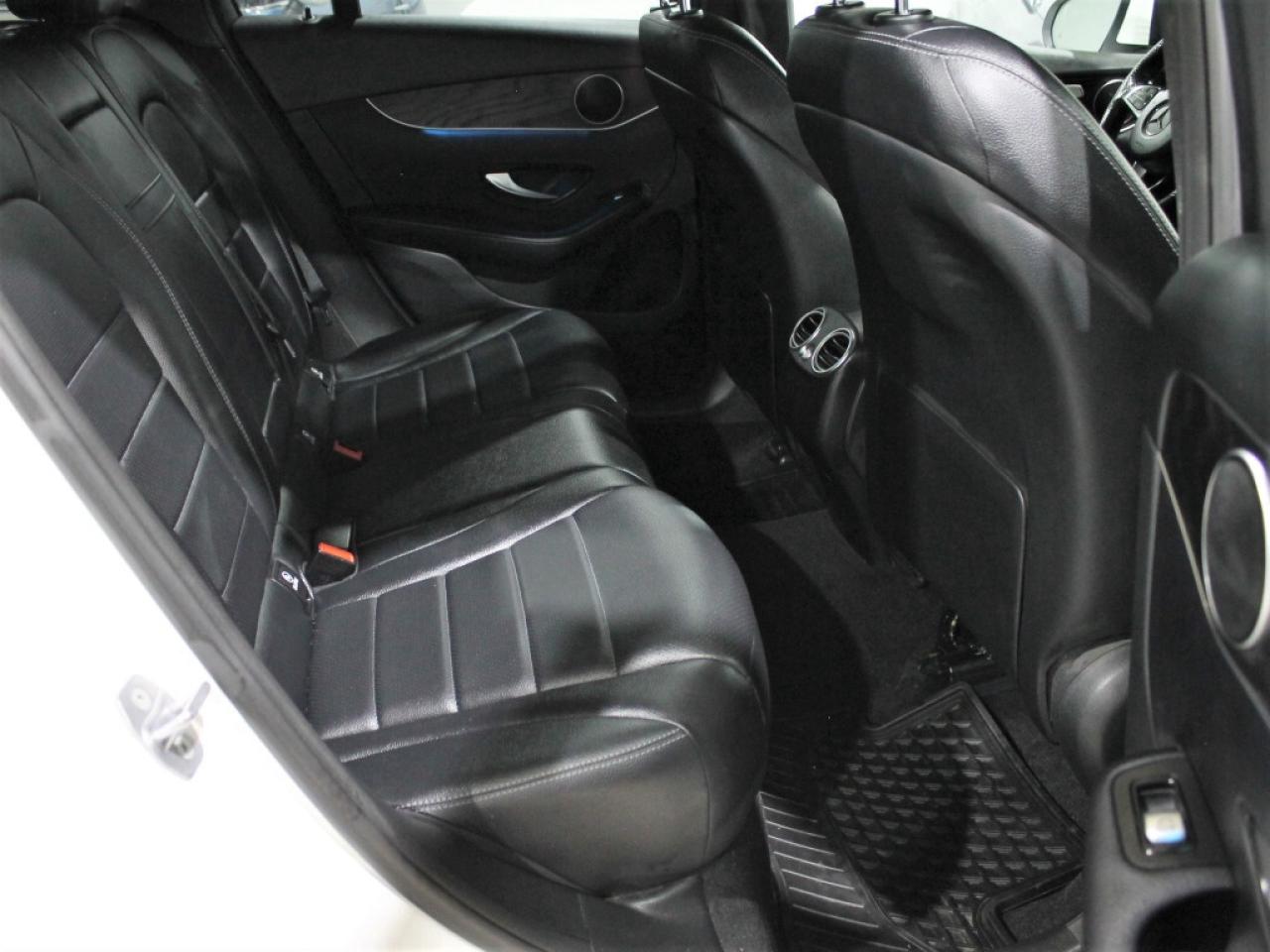 2019 Mercedes-Benz GLC300 NO Accident Panoramic Roof Navigation 360 Camera Photo