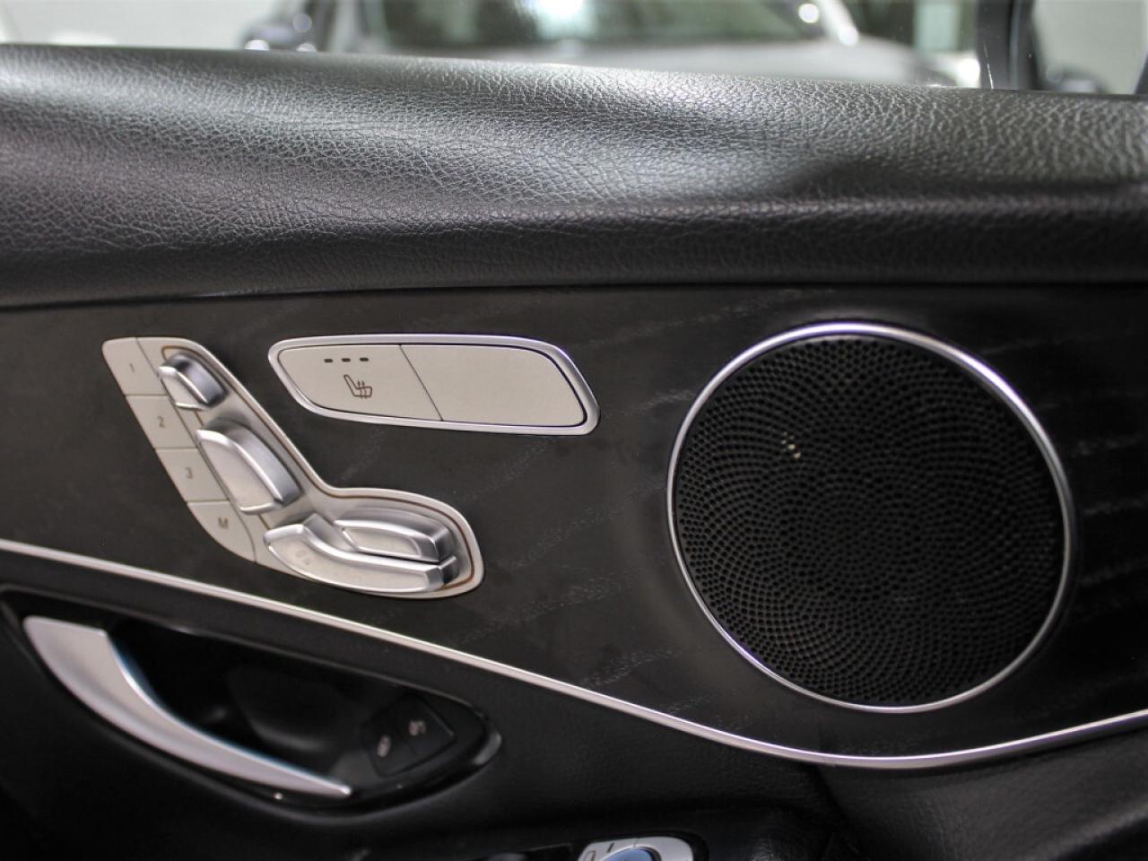 2019 Mercedes-Benz GLC300 NO Accident Panoramic Roof Navigation 360 Camera Photo