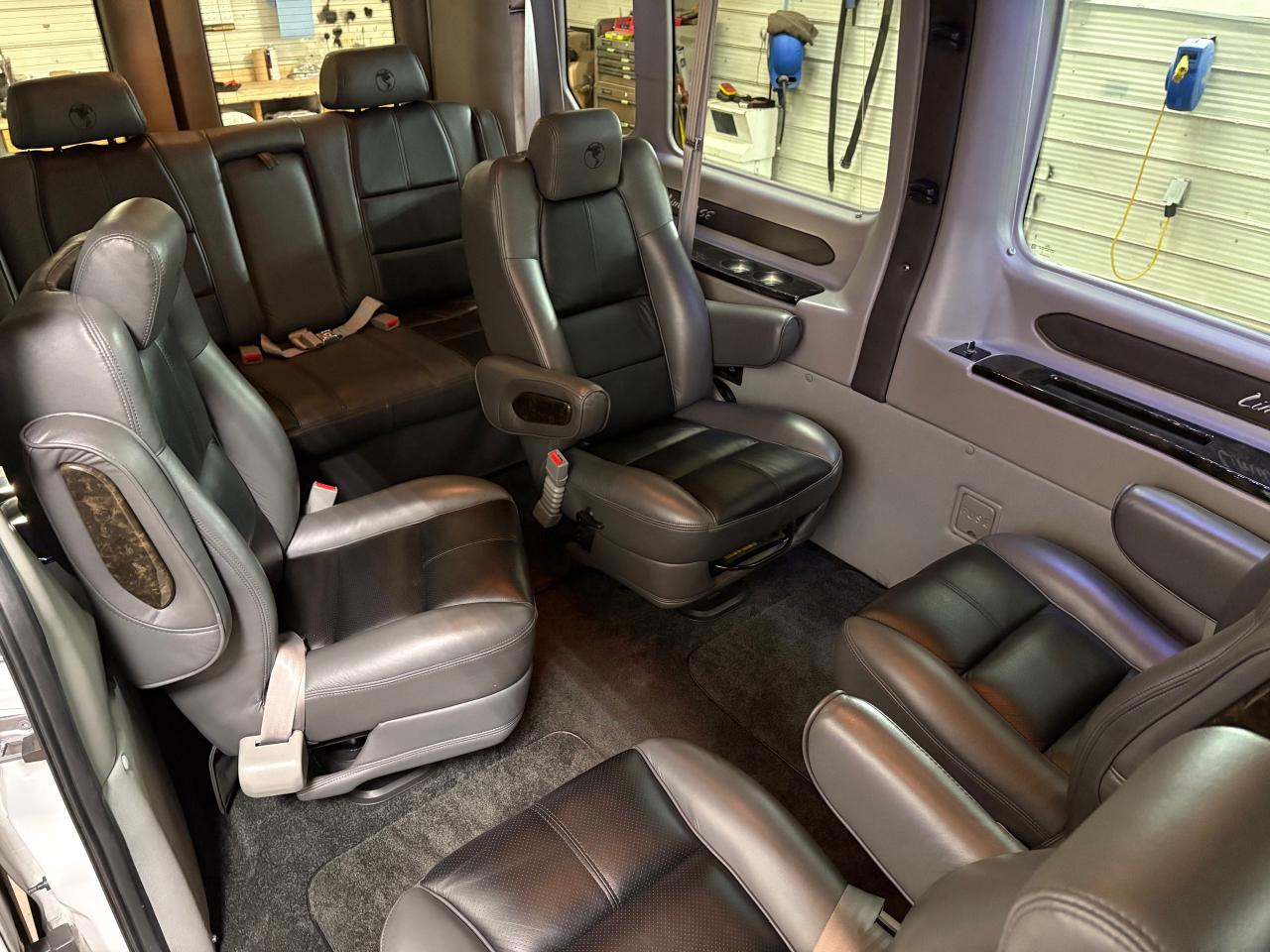 2017 Ford Transit Van Explorer -- 9 Passenger -- Limited SE Photo