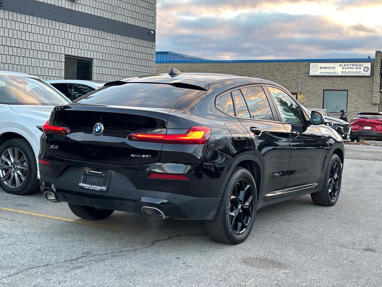 2025 BMW X4 HEADS UP DISPLAY, CARPLAY, PANOROOF,AMBIENT LIGHTS Photo