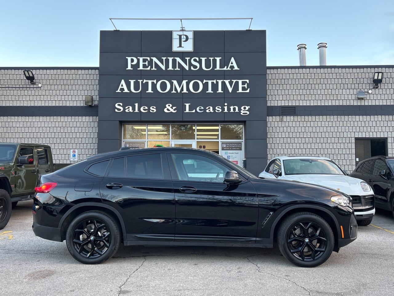 2025 BMW X4 HEADS UP DISPLAY, CARPLAY, PANOROOF,AMBIENT LIGHTS Photo2