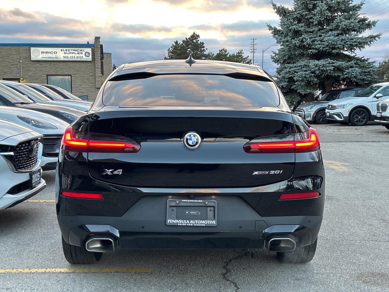 2025 BMW X4 HEADS UP DISPLAY, CARPLAY, PANOROOF,AMBIENT LIGHTS Photo