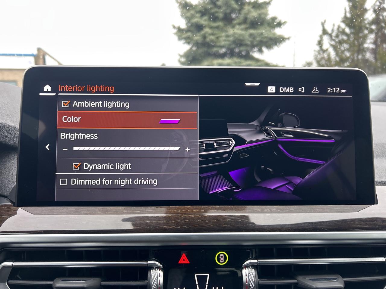 2025 BMW X4 HEADS UP DISPLAY, CARPLAY, PANOROOF,AMBIENT LIGHTS Photo