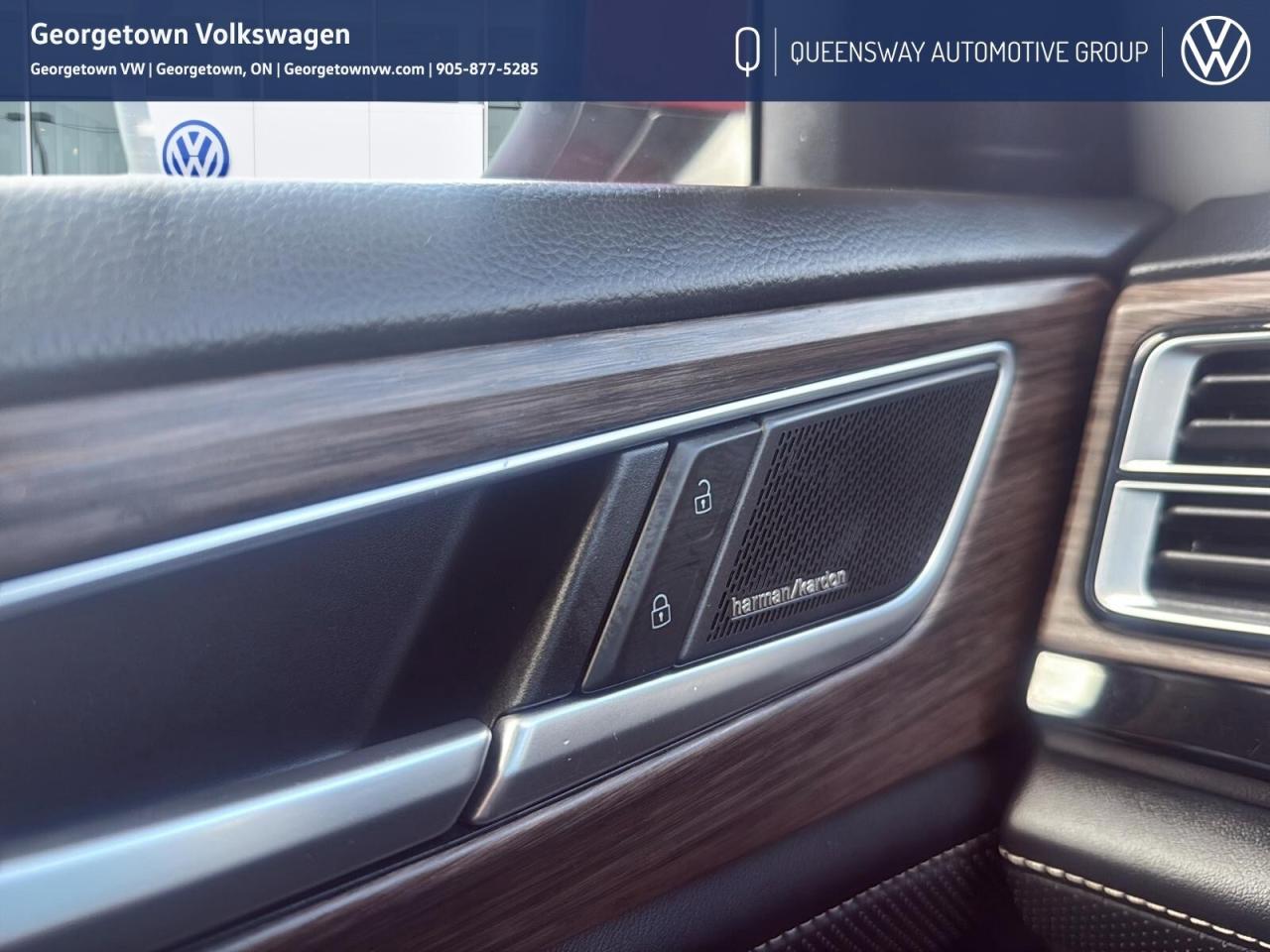 2024 Volkswagen Atlas 2.0 TSI Highline 4Motion   Carplay   Pano Roof   H Photo