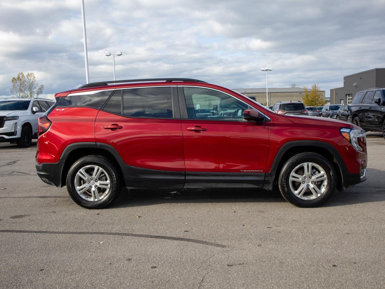 2024 GMC Terrain SLE - Premium Cloth Seats Photo