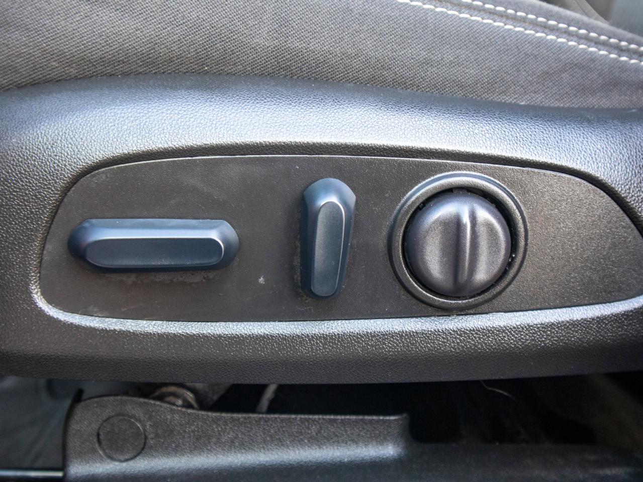 2024 GMC Terrain SLE - Premium Cloth Seats   WiFi Hotspot Photo