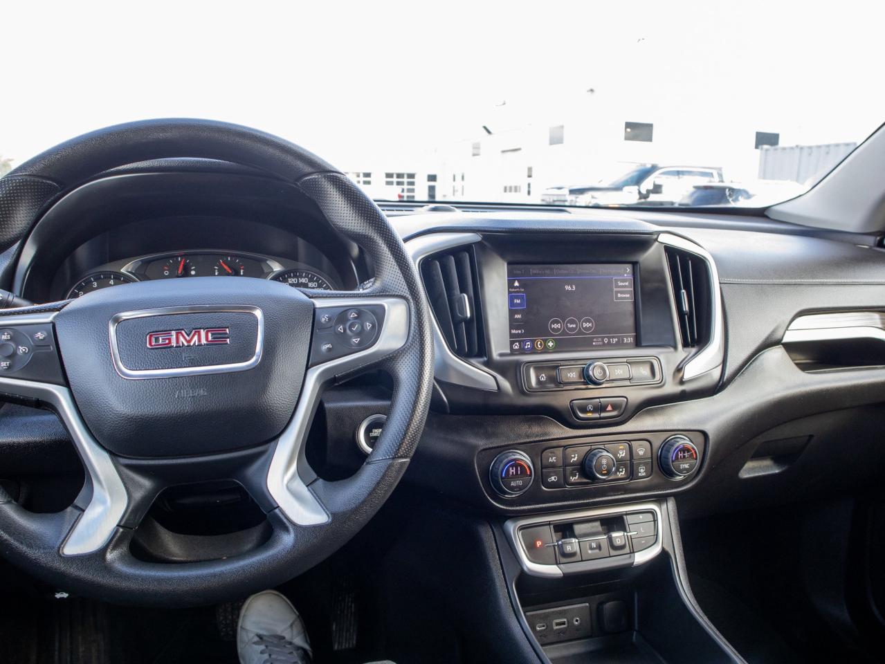 2024 GMC Terrain SLE - Premium Cloth Seats   WiFi Hotspot Photo