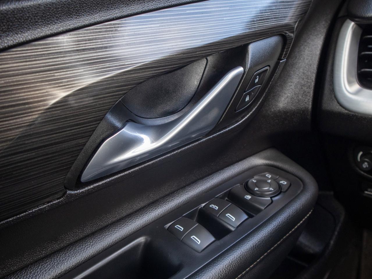 2024 GMC Terrain SLE - Premium Cloth Seats Photo