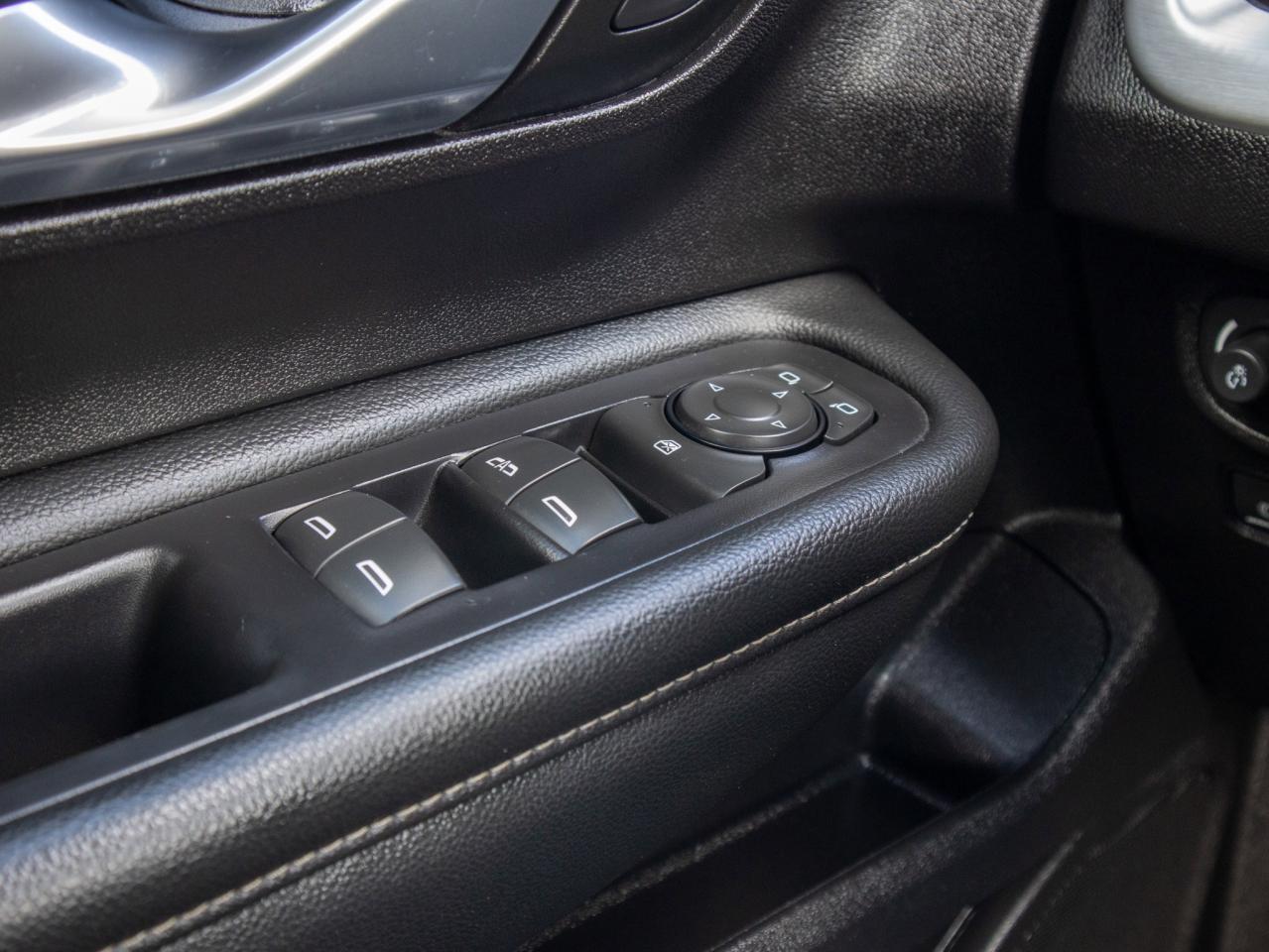 2024 GMC Terrain SLE - Premium Cloth Seats Photo