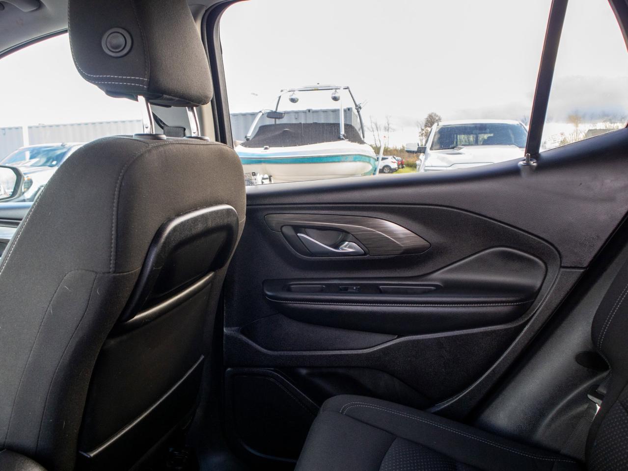 2024 GMC Terrain SLE - Premium Cloth Seats Photo