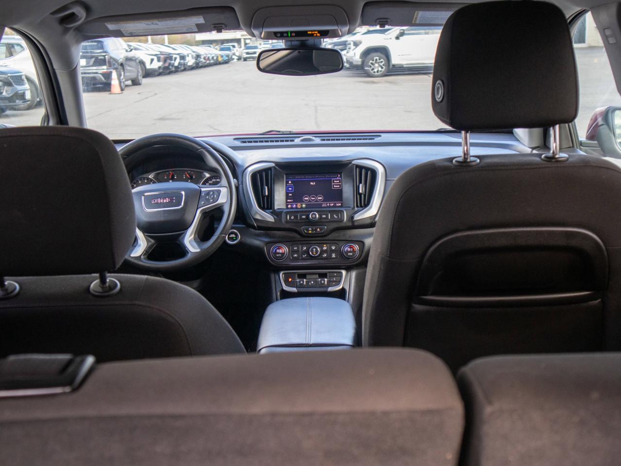 2024 GMC Terrain SLE - Premium Cloth Seats   WiFi Hotspot Photo
