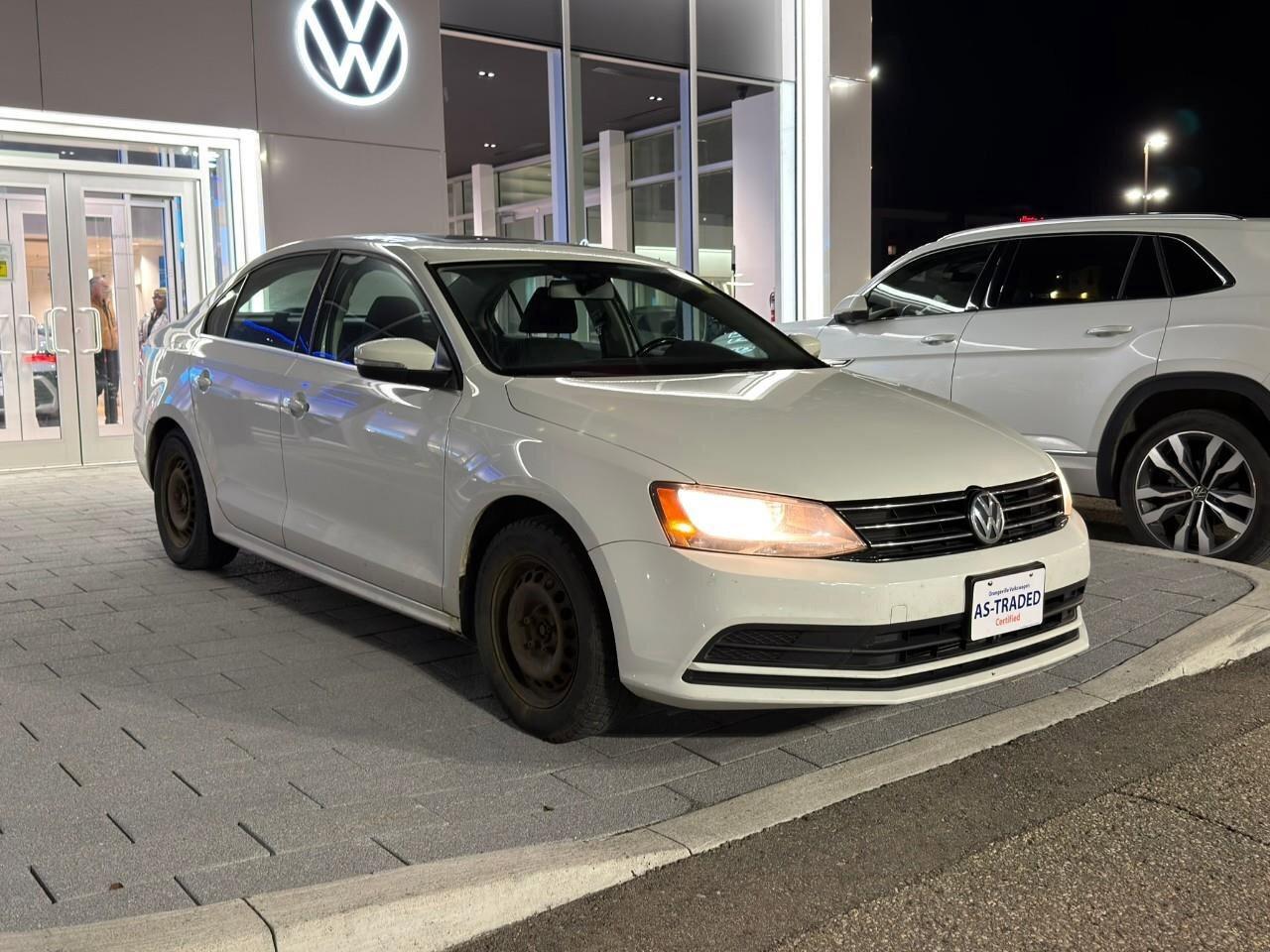 2016 Volkswagen Jetta Sedan ComfortlineCERTIFIED AS-TRADED, ONE-OWNER, ACCIDEN Photo