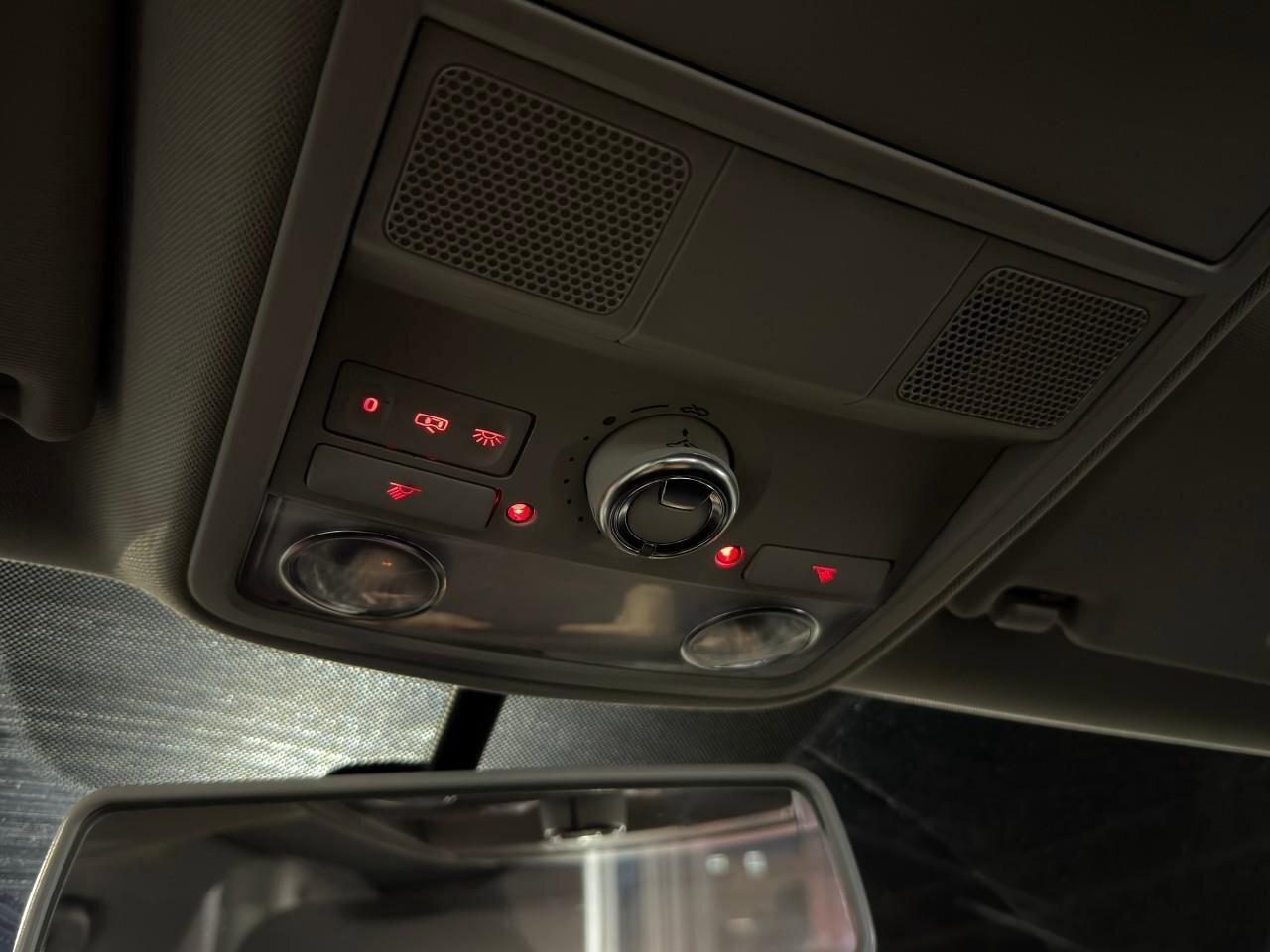 2016 Volkswagen Jetta Sedan ComfortlineCERTIFIED AS-TRADED, ONE-OWNER, ACCIDEN Photo