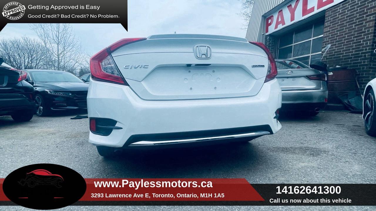2019 Honda Civic Touring CVT Photo