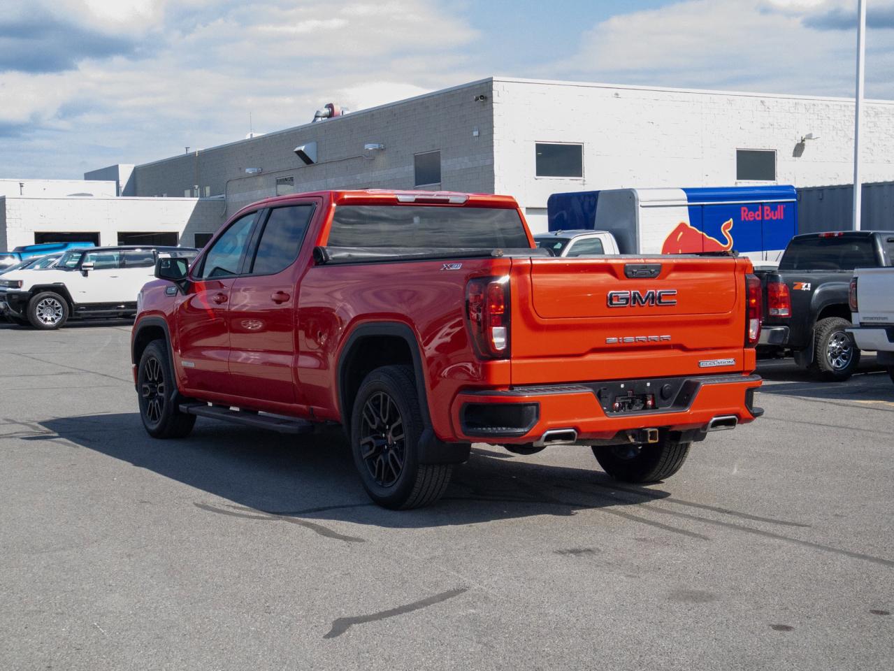 2023 GMC Sierra 1500 Elevation - EZ Lift Tailgate Photo