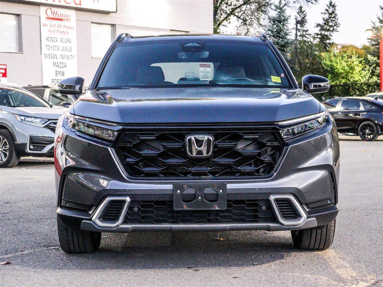 2024 Honda CR-V Touring HYBRID LEATHER NAVIGATION Photo