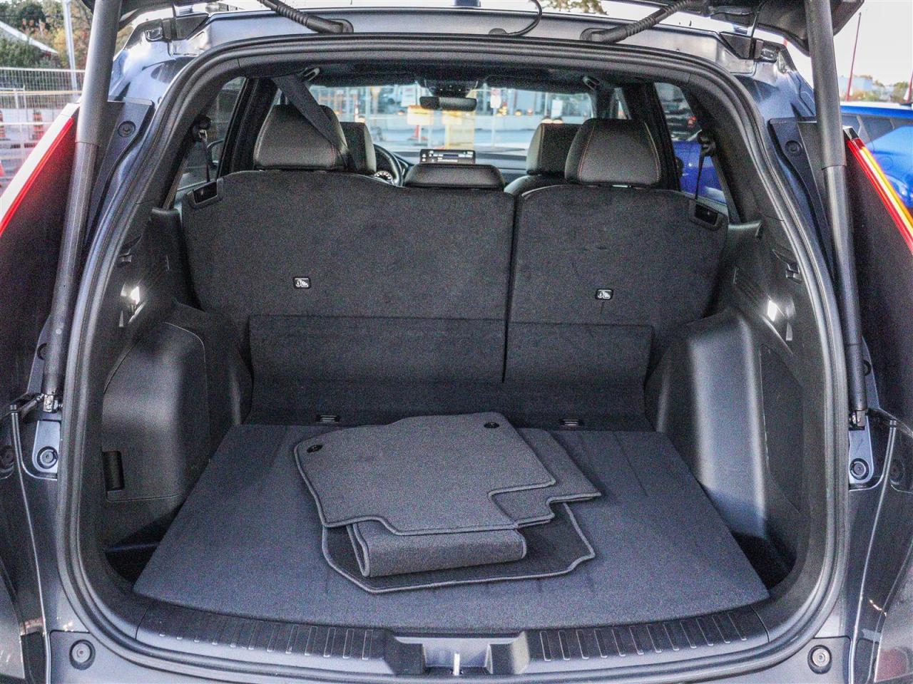 2024 Honda CR-V Touring HYBRID LEATHER NAVIGATION Photo