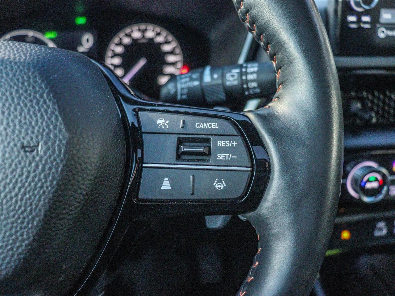 2024 Honda CR-V Touring HYBRID LEATHER NAVIGATION Photo