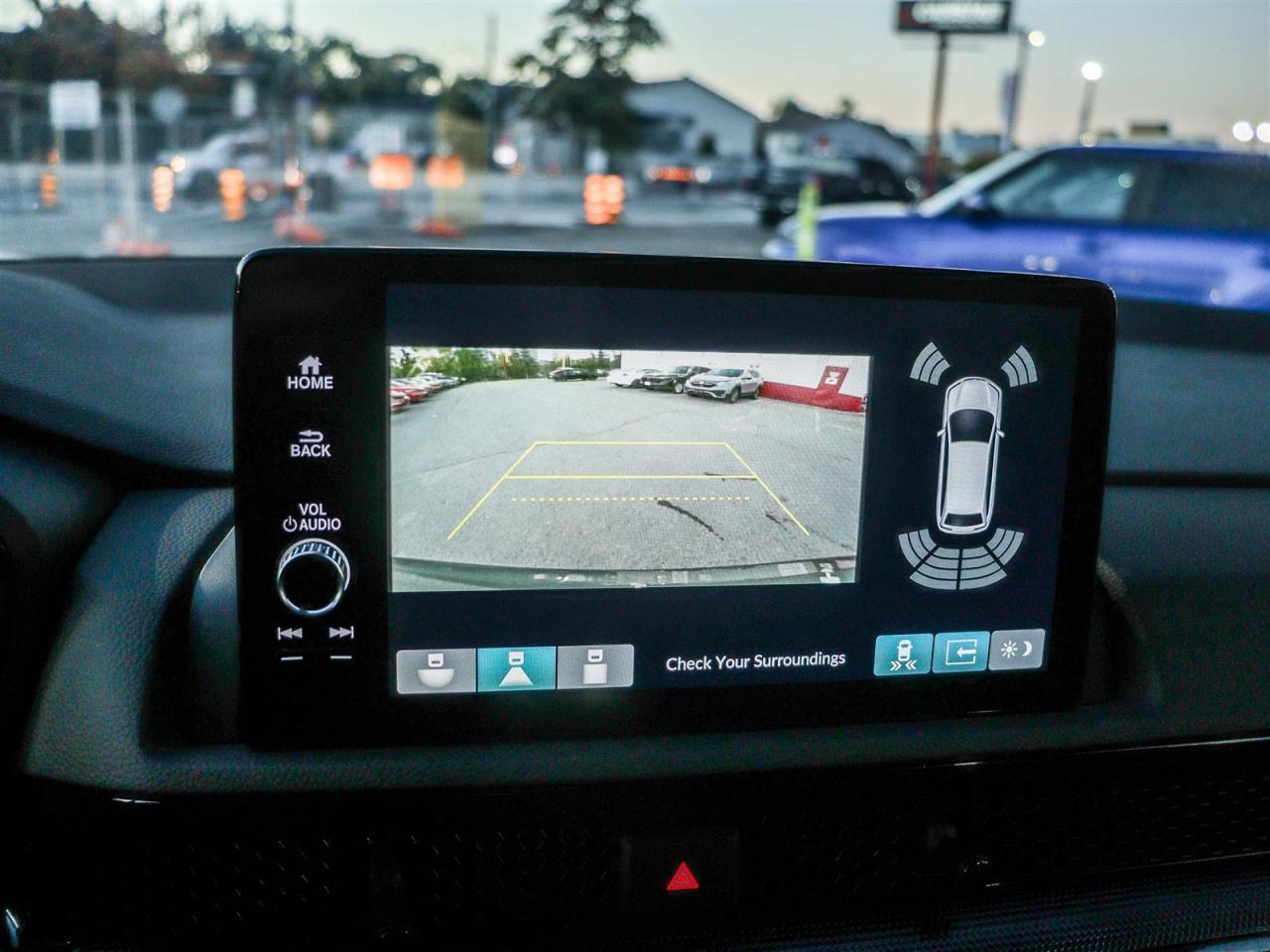 2024 Honda CR-V Touring HYBRID LEATHER NAVIGATION Photo