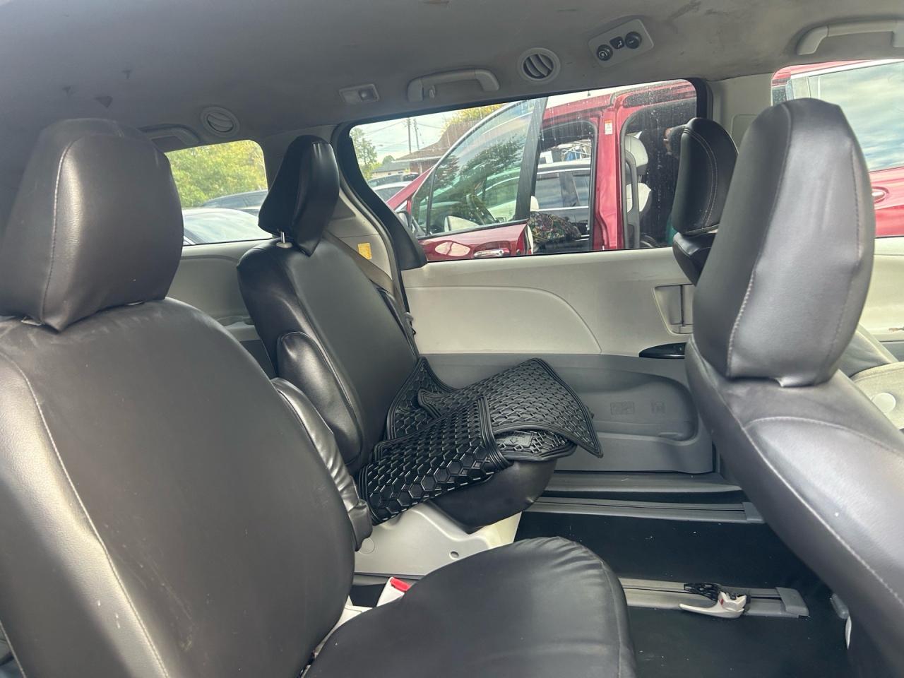 2012 Toyota Sienna 5DR V6 CE 7-PASS FWD Photo