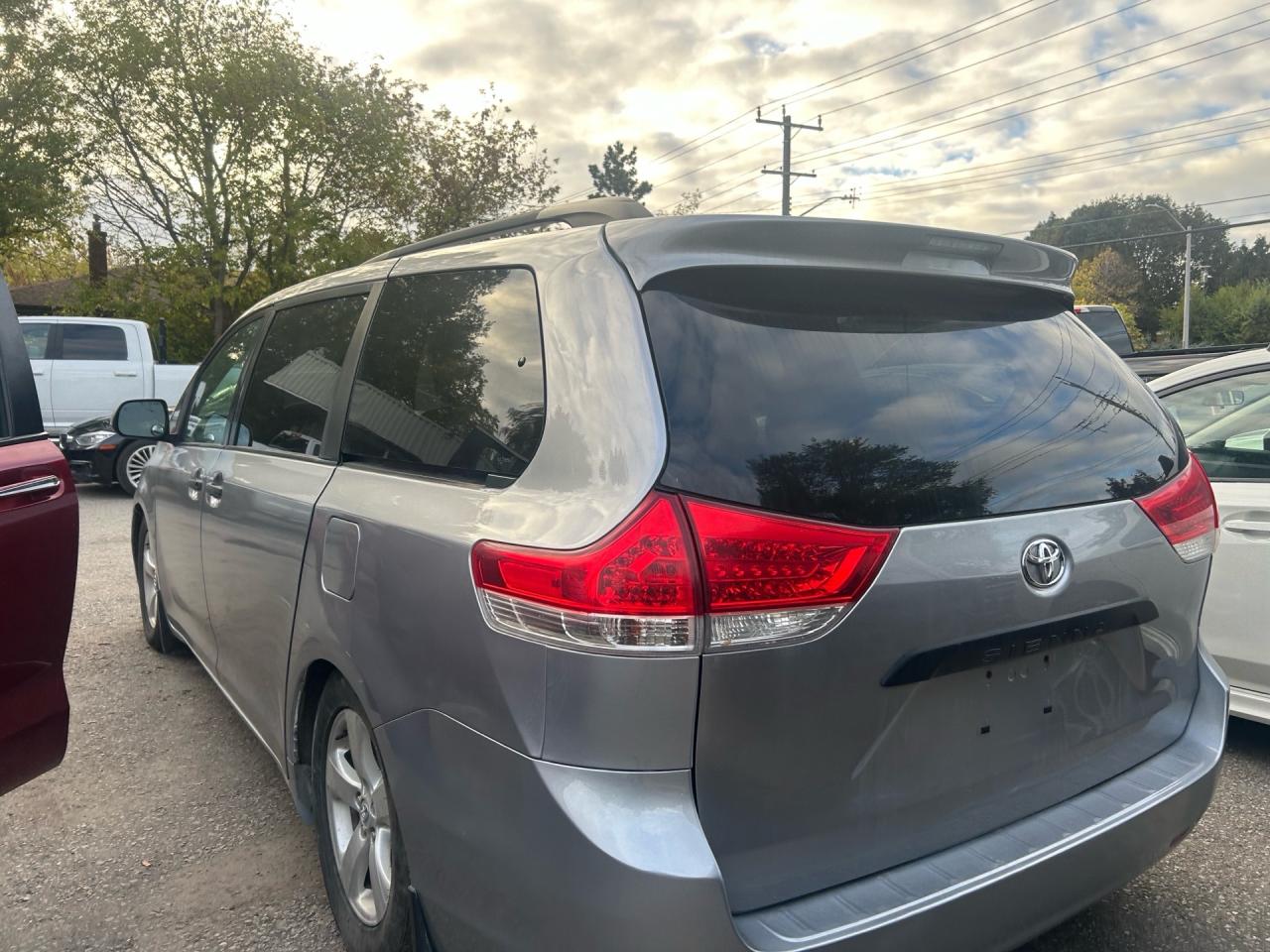 2012 Toyota Sienna 5DR V6 CE 7-PASS FWD Photo