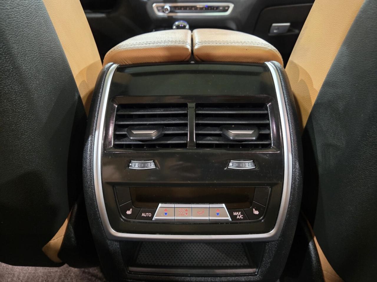 2022 BMW X5 xDrive40i M-Sport Premium Essential PKG SKY LOUNGE Photo