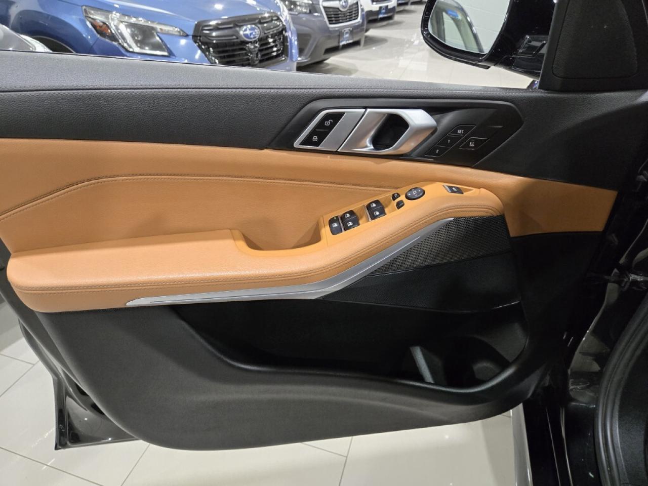 2022 BMW X5 xDrive40i M-Sport Premium Essential PKG SKY LOUNGE Photo