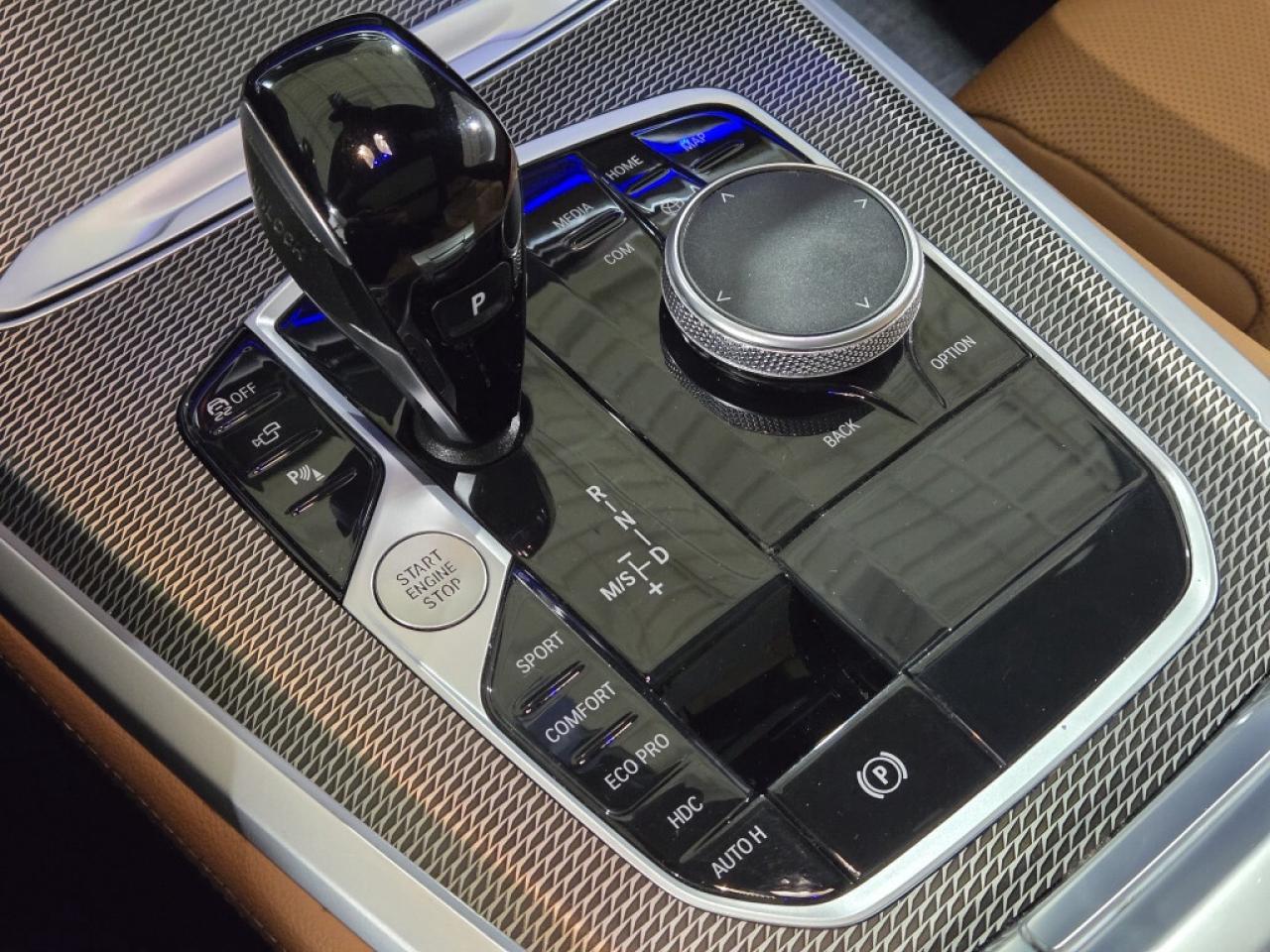 2022 BMW X5 xDrive40i M-Sport Premium Essential PKG SKY LOUNGE Photo