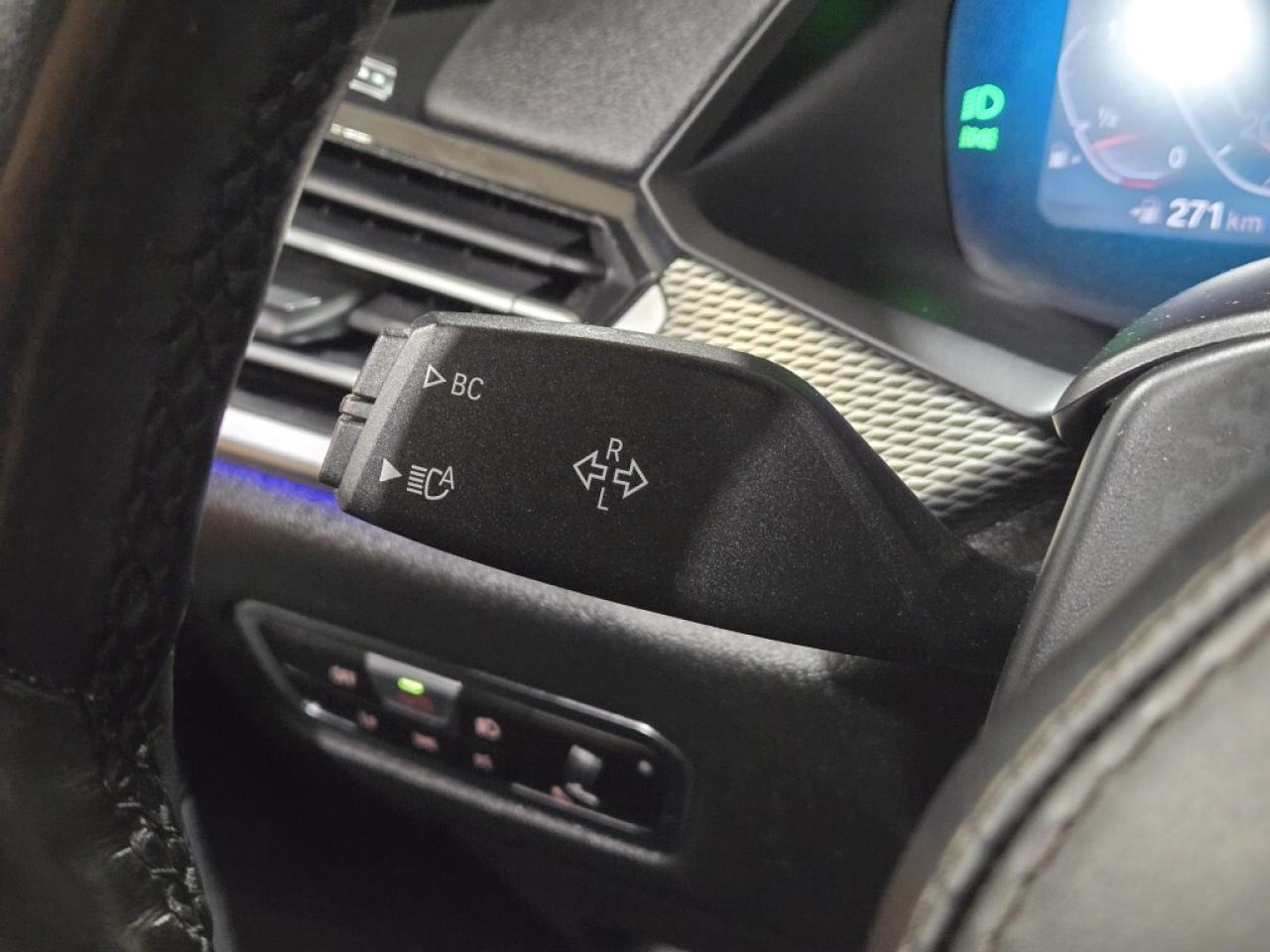 2022 BMW X5 xDrive40i M-Sport Premium Essential PKG SKY LOUNGE Photo