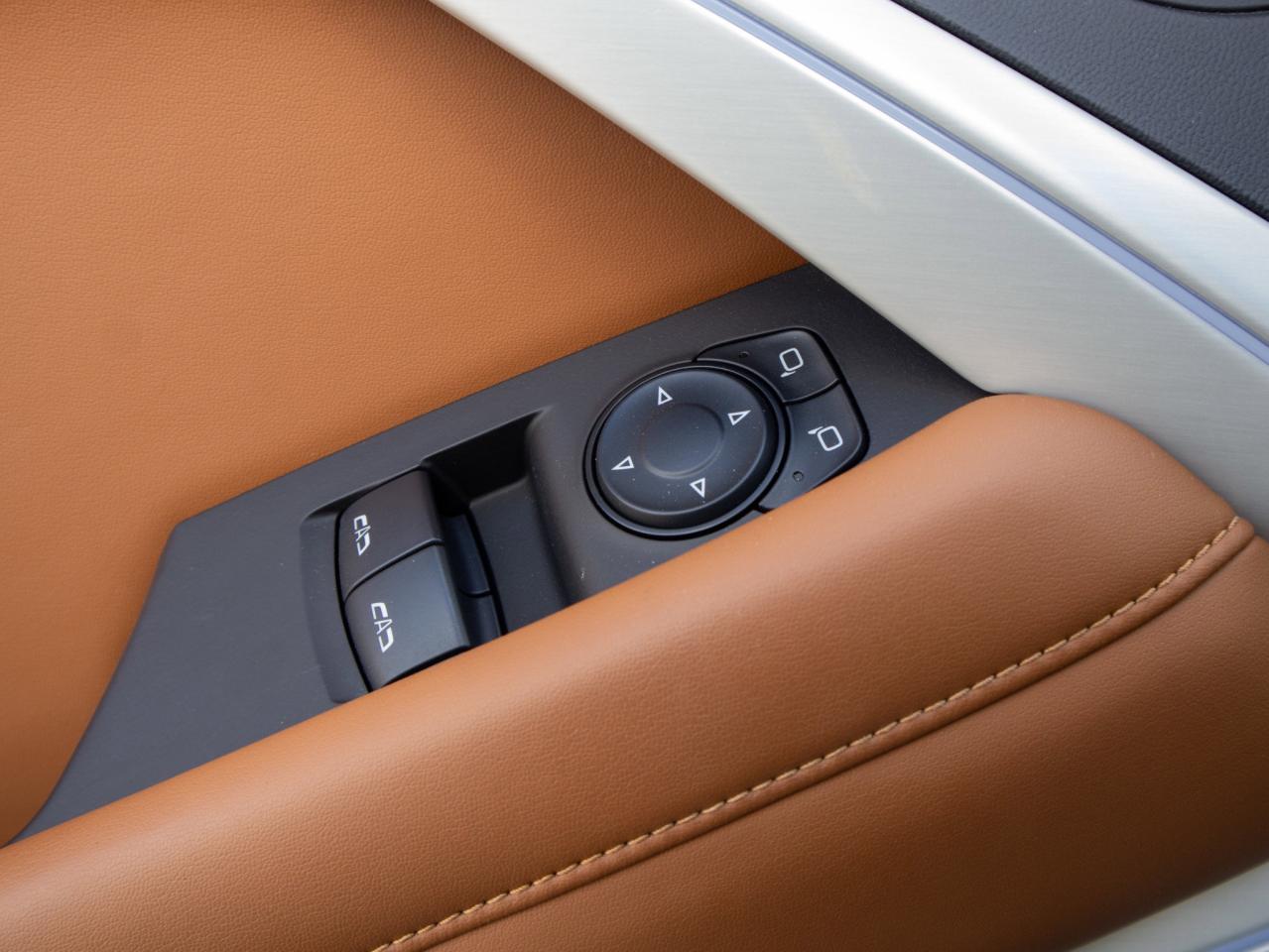 2016 Chevrolet Camaro 2SS- 6.2L V8, Ambient Interior LIghting Photo