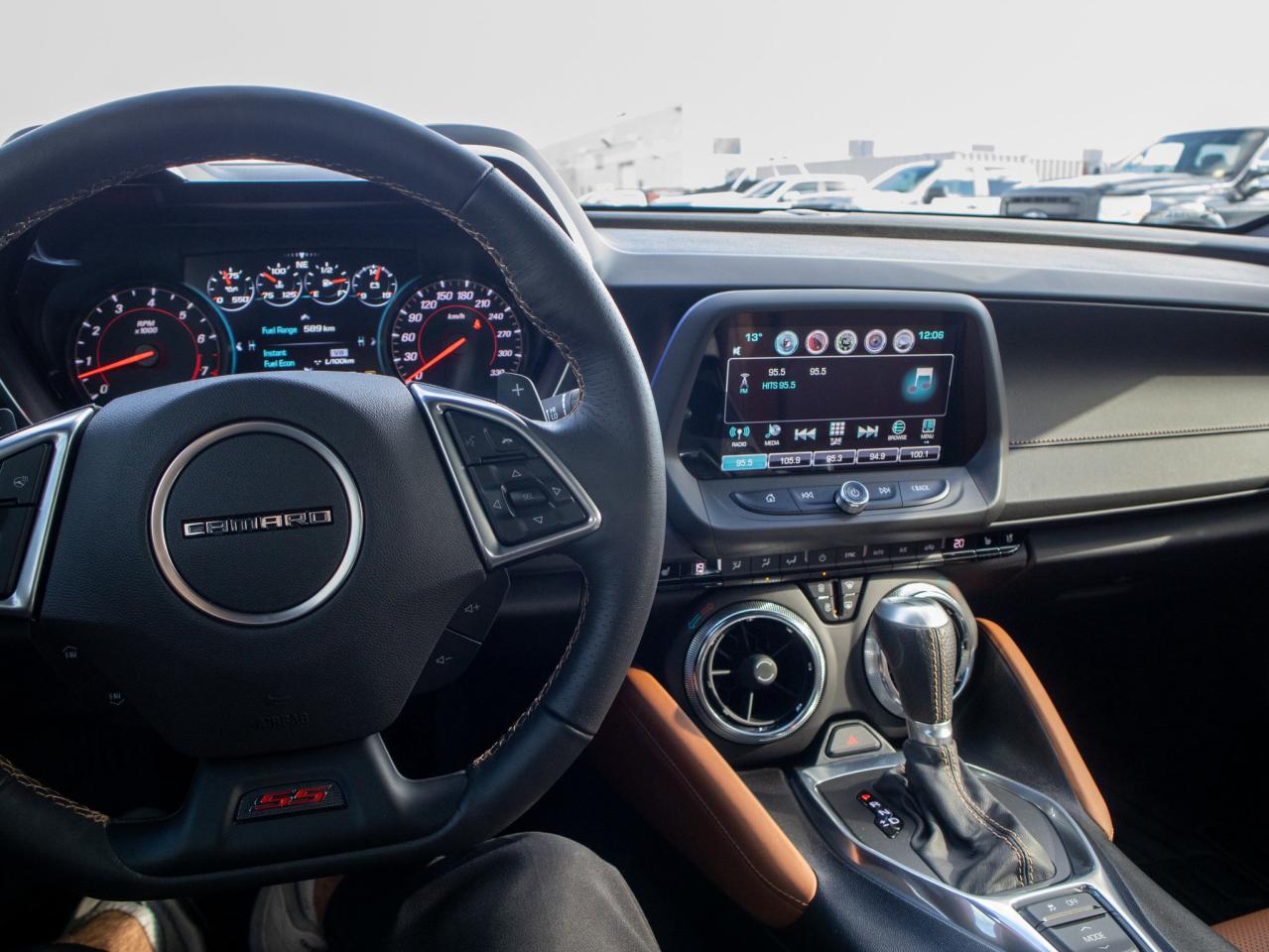 2016 Chevrolet Camaro 2SS- 6.2L V8, Ambient Interior LIghting Photo