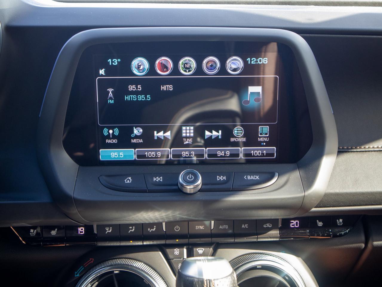 2016 Chevrolet Camaro 2SS- 6.2L V8, Ambient Interior LIghting Photo