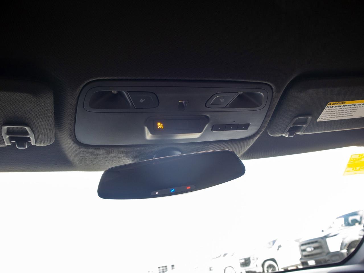 2016 Chevrolet Camaro 2SS- 6.2L V8, Ambient Interior LIghting Photo