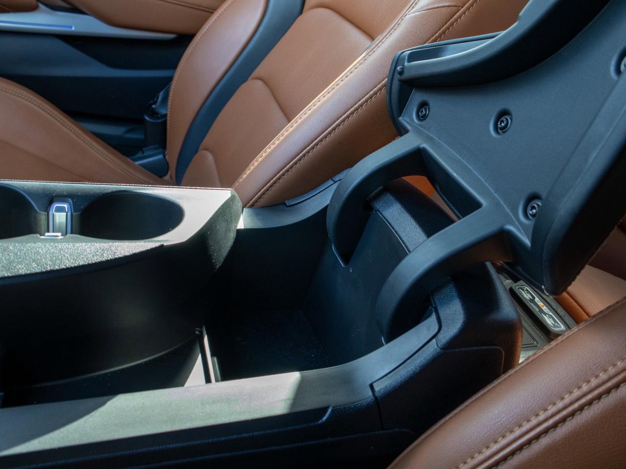 2016 Chevrolet Camaro 2SS- 6.2L V8, Ambient Interior LIghting Photo