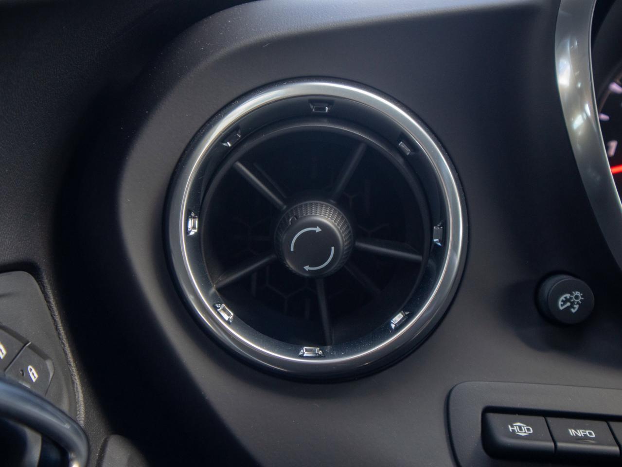 2016 Chevrolet Camaro 2SS- 6.2L V8, Ambient Interior LIghting Photo