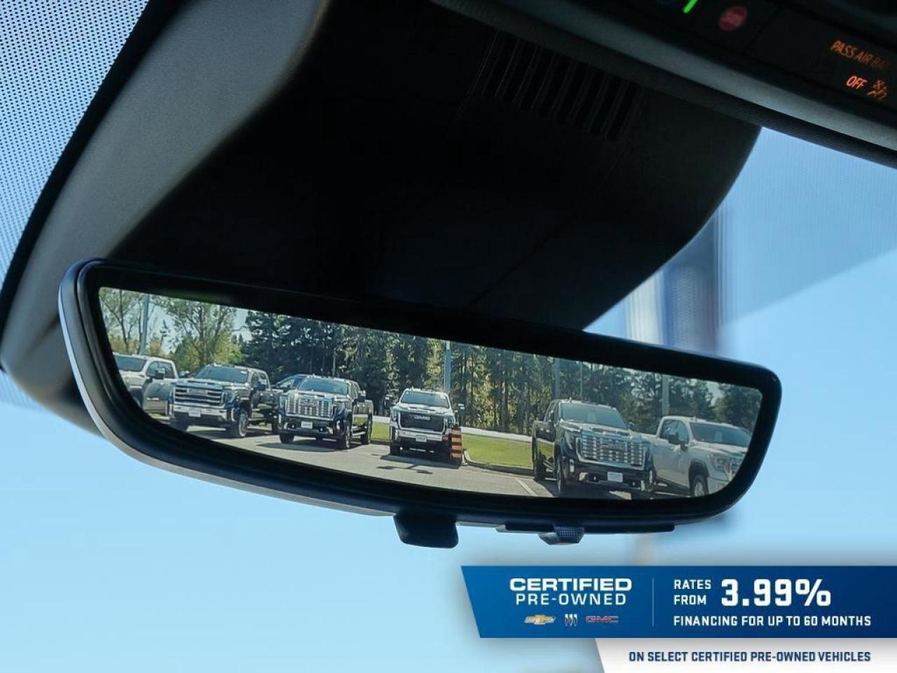 2023 Chevrolet Suburban High CountryHIGH COUNTRY, 6.2L, 4X4, NAV, ROOF, LO Photo