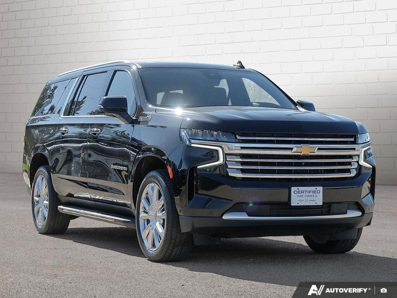 2023 Chevrolet Suburban High CountryHIGH COUNTRY, 6.2L, 4X4, NAV, ROOF, LO Photo