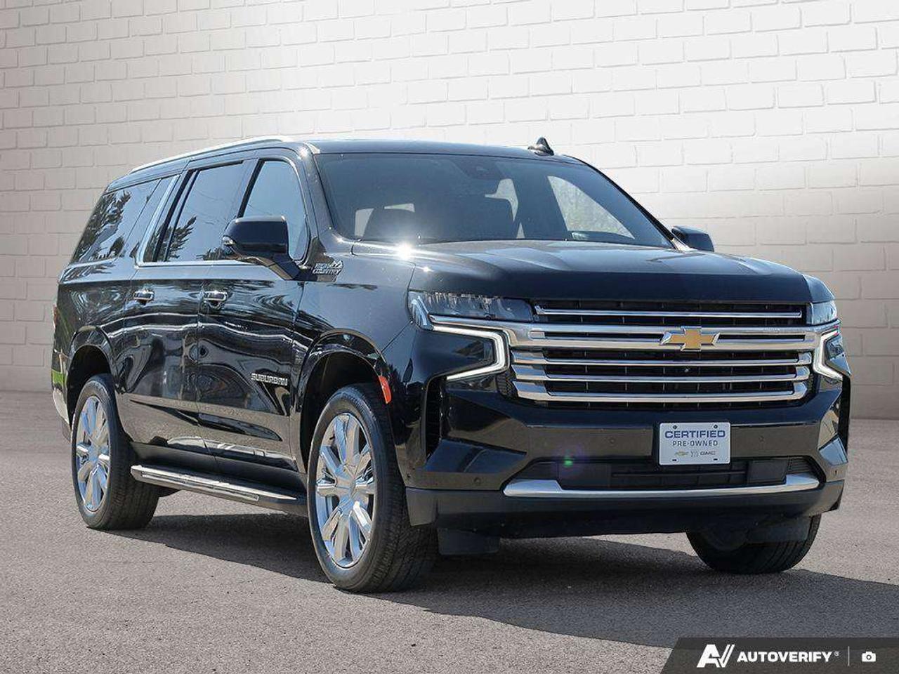 2023 Chevrolet Suburban HIGH COUNTRY, 6.2L, 4X4, NAV, ROOF, LOADED, 1-OWNER! Photo