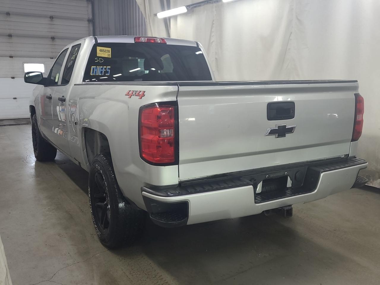 2019 Chevrolet Silverado 1500 4WD Double Cab Custom Photo